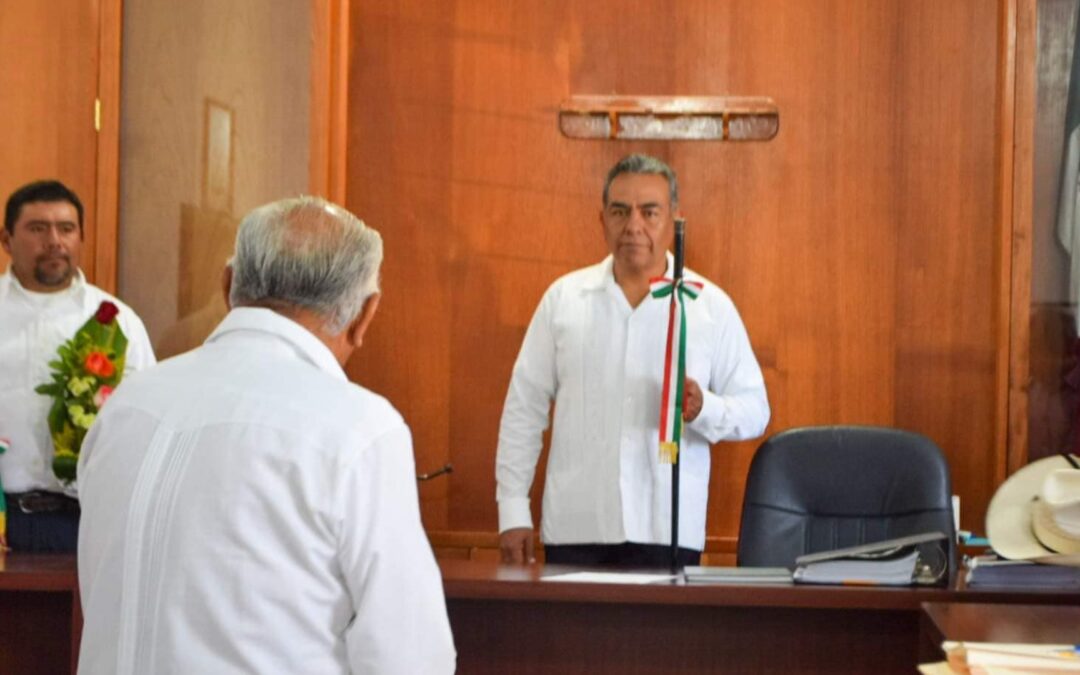 TOMA DE PROTESTA DE PRESIDENTE MUNICIPAL CONSTITUCIONAL